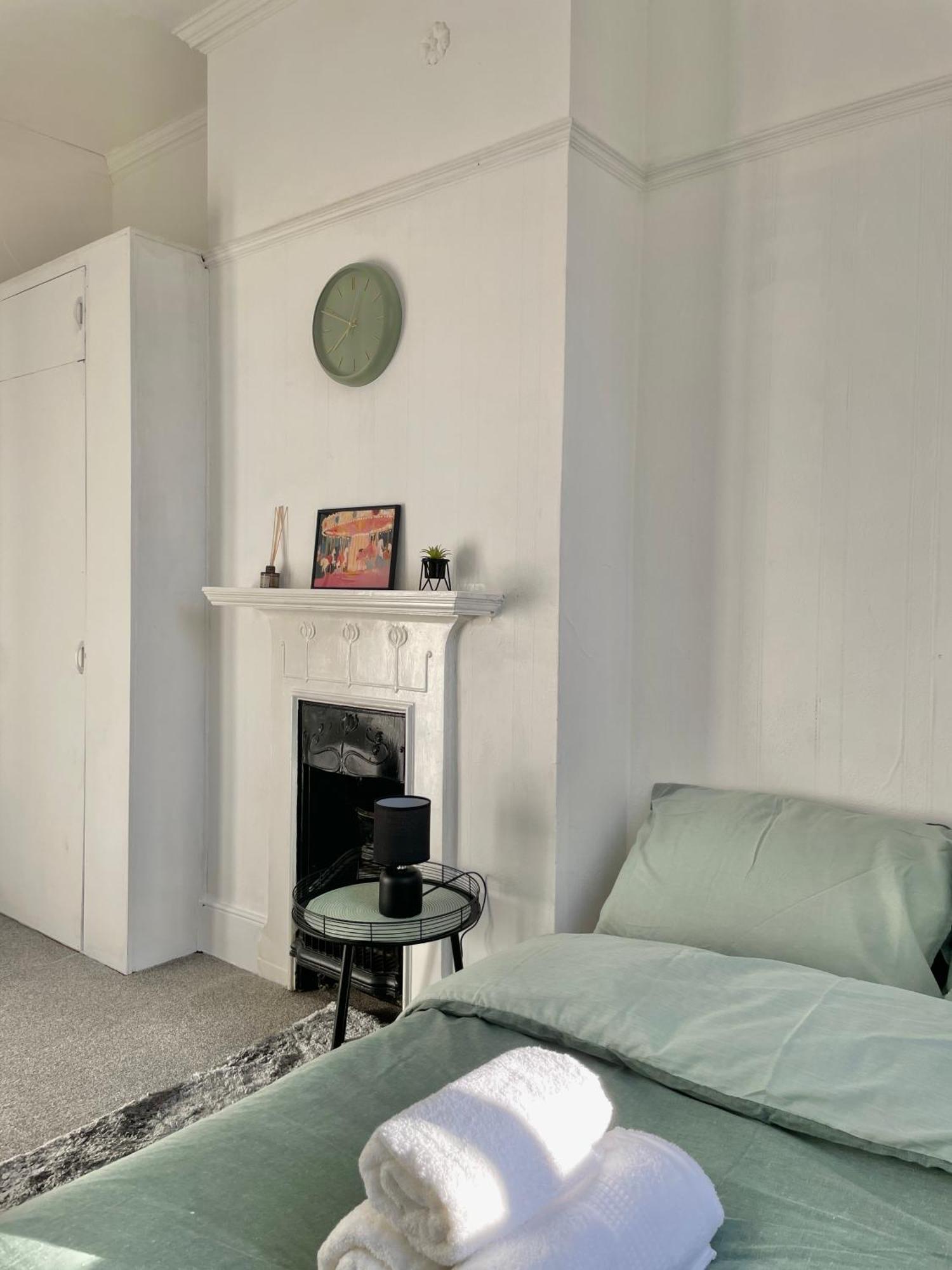 Cosy Double Rooms A Stones Throw From Wembley Stadium ロンドン エクステリア 写真