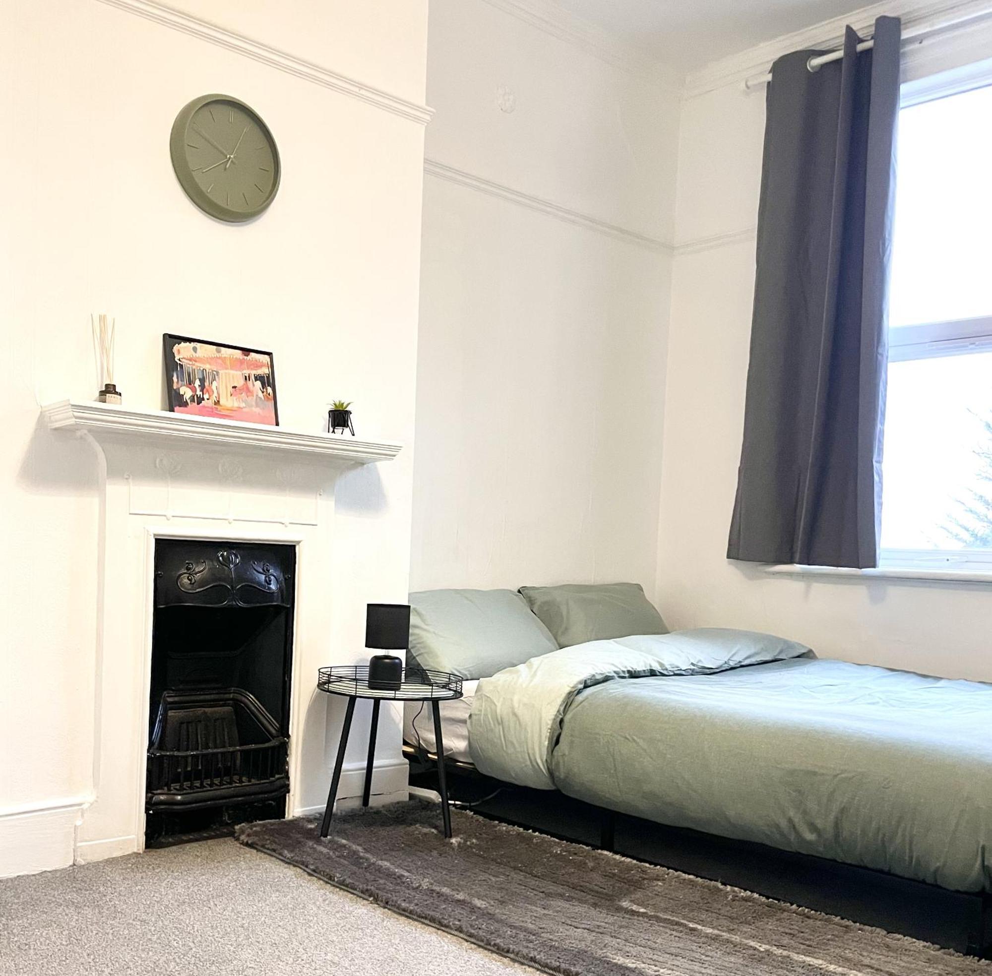 Cosy Double Rooms A Stones Throw From Wembley Stadium ロンドン エクステリア 写真
