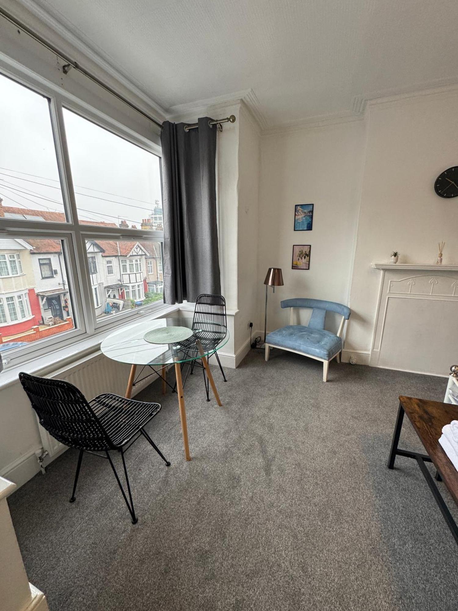 Cosy Double Rooms A Stones Throw From Wembley Stadium ロンドン エクステリア 写真